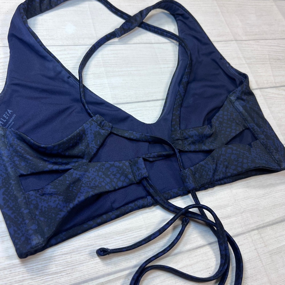 Athleta D-DD Snake Triangle Bikini Top Medium Navy Blue Lace Up Back Swimwear - Picture 4 of 7